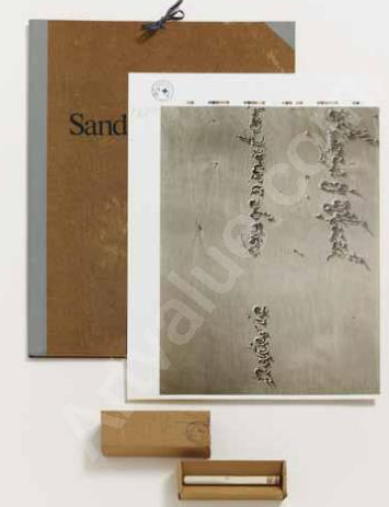Joseph Beuys, Sandzeichnungen, 1974
Portfolio with 18 Duplex-reproductions and a text by Charles Will
Edition of 250