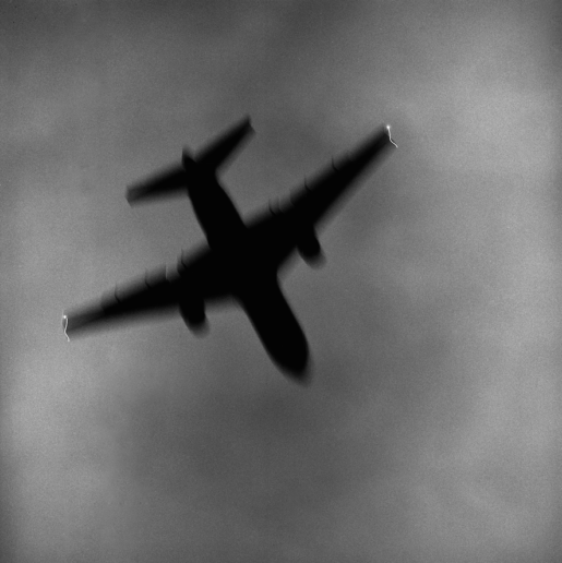 Frank Schramm, Airbus Industries A-300 on takeoff from Miami International Airport, Washington DC, March 18, 1990
Printed on silver bromide archival black and white photographic paper
75 x 75 cm / Edition of 10 
50 x 60 cm / Edition of 20