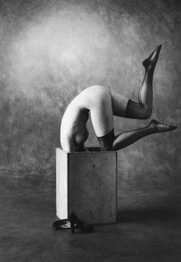 Christian Vogt, Sabine, 1981
Vintage gelatin silver print
15,5 x 10,5 cm (image) / 24,5 x 19,5 cm (sheet)
Signed, dated, titled by photographer recto