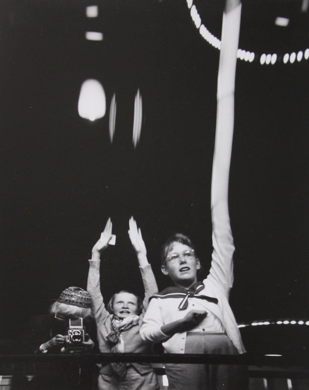 Imogen Cunningham, Self Portrait with Grandchildren in SF Funhouse, 1955
Vintage gelatin silver print, mounted on cardboard, printed later
17,8 x 22,2 cm (image)
Signed, dated on mount by photographer verso and labeled (title, date, address) recto