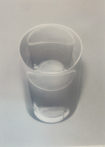 Hugo Suter, Glas, 1992
Photography black and white on paper
24  x 18 cm