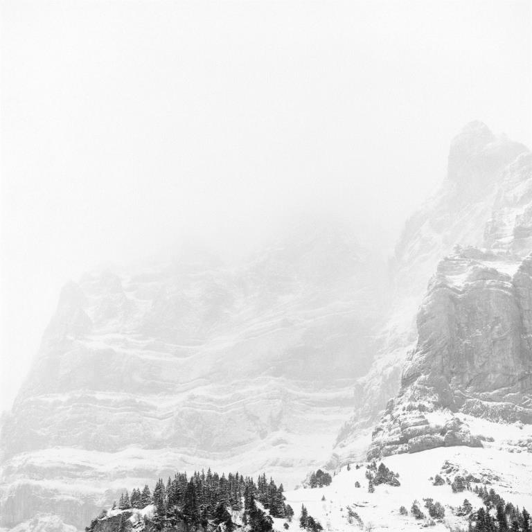 Fridolin Daniel Walcher, Glärnisch ruchen Nordwand 3, 2012
Coal pigment print on Innova
16,5 x 36,5 cm
Edition of 15