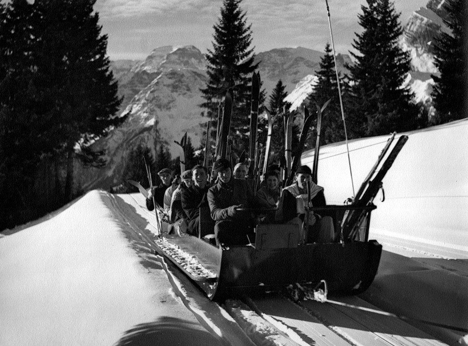 Hans Schönwetter-Elmer 1940s
Gelatin silver print
17.5 x 24 cm
Unique