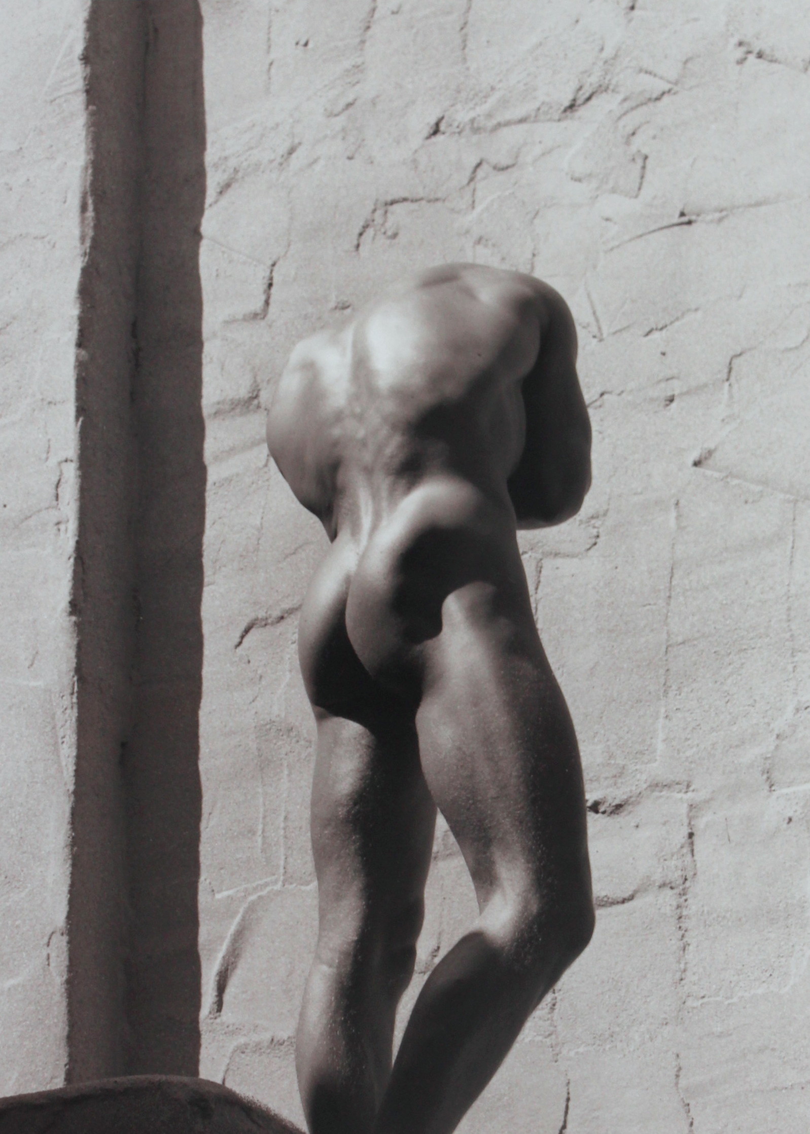 Herb Ritts, Headless Nude, Silverlake, 1984
Vintage gelatin silver print
35 x 27,5 cm
Edition 6/25
Signed, dated and captioned by photographer verso