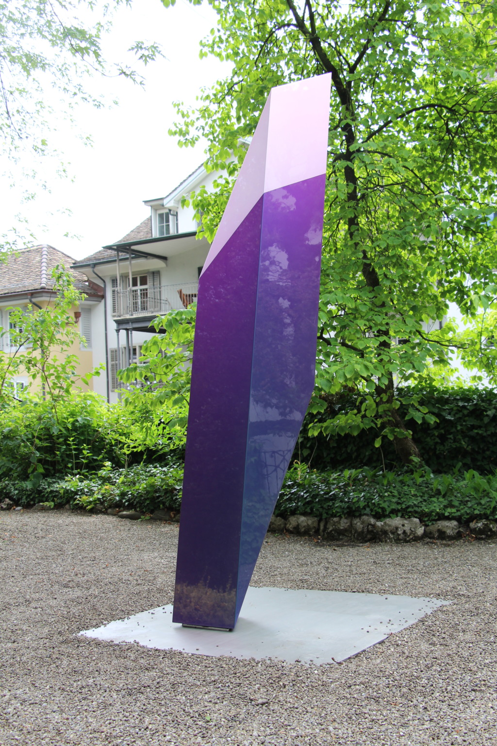 Hanna Roeckle, Column, Crystalline Needle B, 2021
Laquer on GRP
240 x 53 x 40 cm