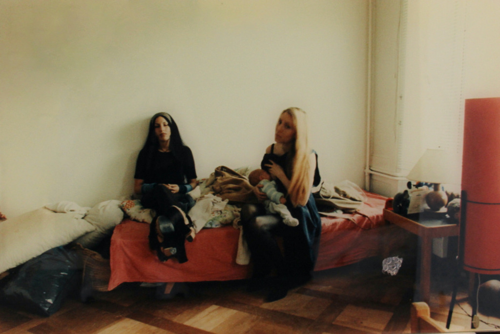 Annelies Štrba, Linda and Sonja with Samuel-Maria, 1994
C-Print behind glass
49 x 74 cm 
Edition of 3