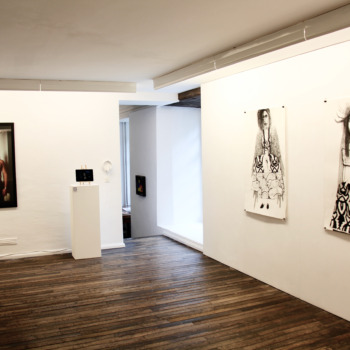 Face to Face, Installation view, Fabian & Claude Walter Galerie
