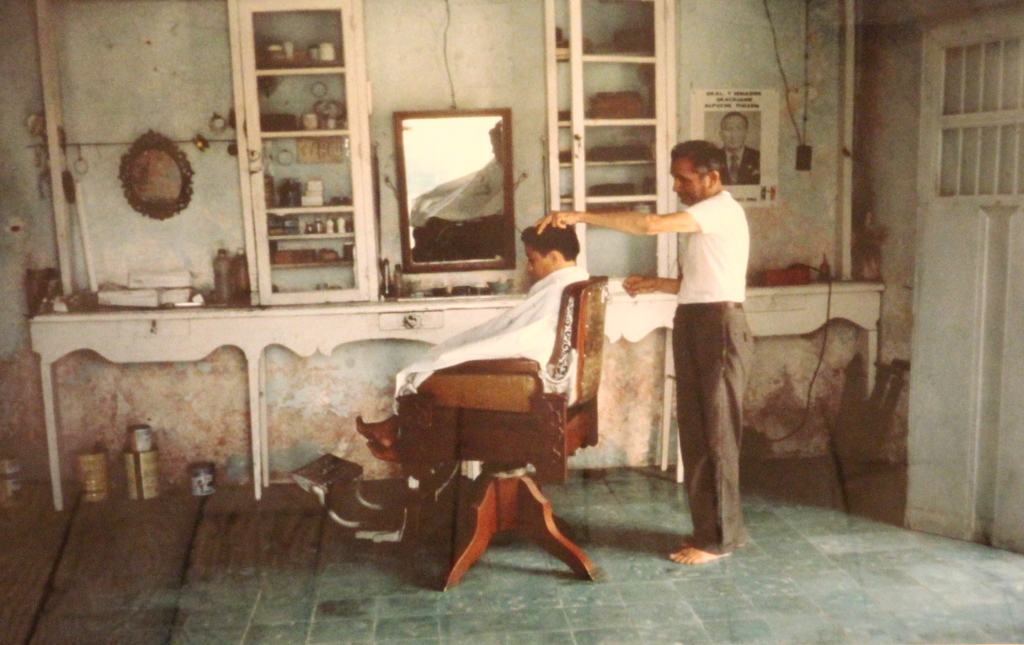 Nan Goldin, Mexican Haircut, Yucantan, 1982
Cibachrome Print
32 x 50 cm
2/25, Edition of 25 + AP
Signed, dated and captioned by photographer verso