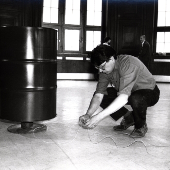Roman Signer, Performance, Kunst-Buffet Badischer Bahnhof Basel, 1989