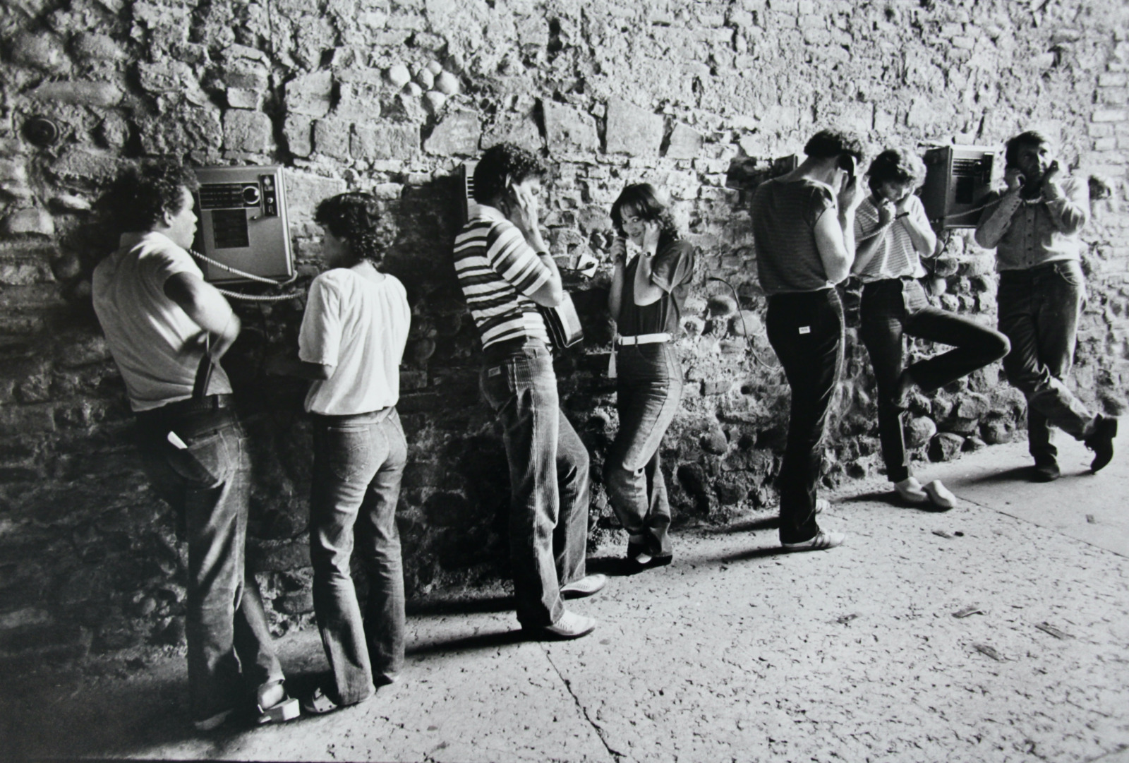 Víctor Flores Olea, Verona, 1980
Gelatin silver print
23 x 34 cm (image) / 40,5 x 30,5 (sheet)
Signed verso